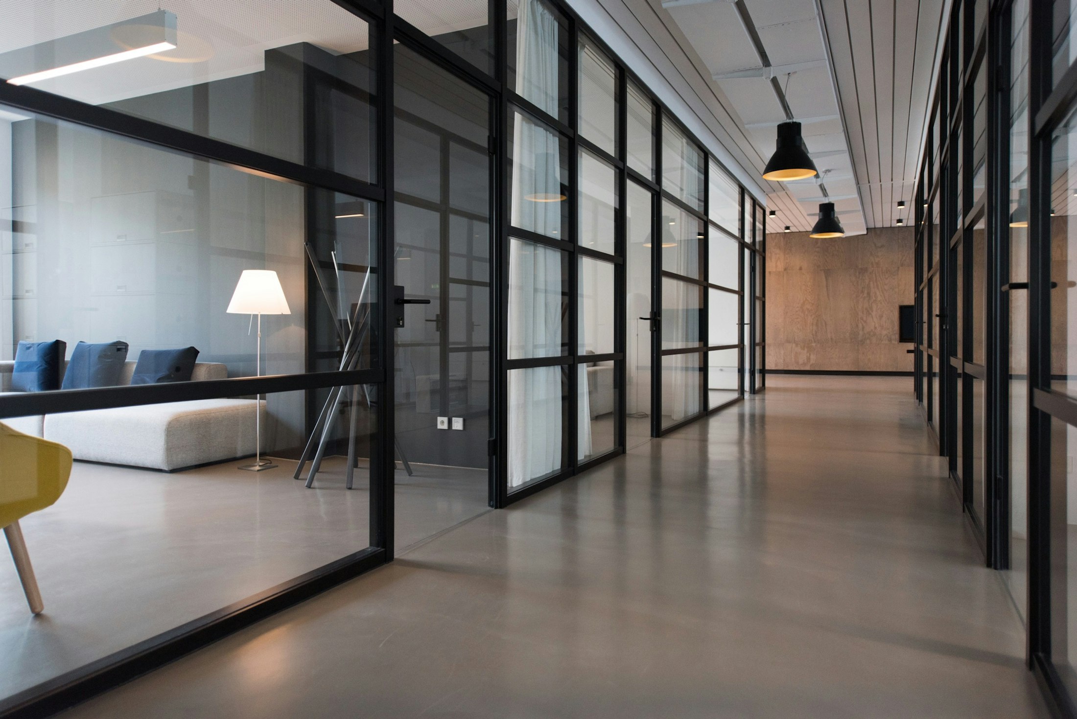 Ufficio professionale pulito e ordinato